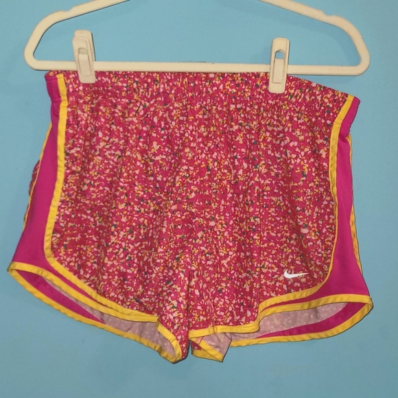 Nike Pants - Nike Tempo Icon Clash Running Shorts Hyper Pink Size XL